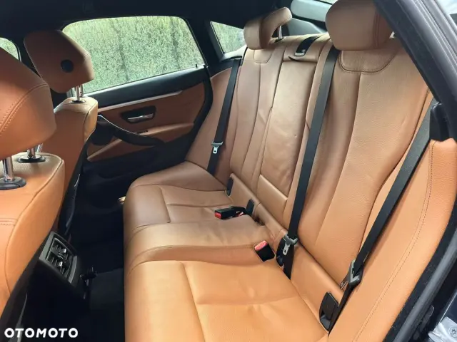 BMW Seria 4 420d xDrive Sport-Aut Luxury Line