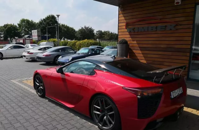 LEXUS Lfa 
