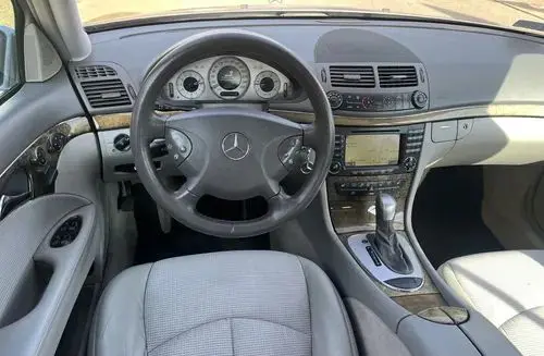 MERCEDES-BENZ Klasa E 