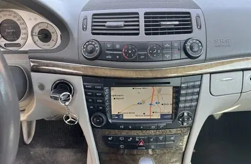 MERCEDES-BENZ Klasa E 