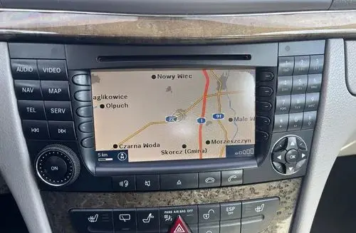 MERCEDES-BENZ Klasa E 