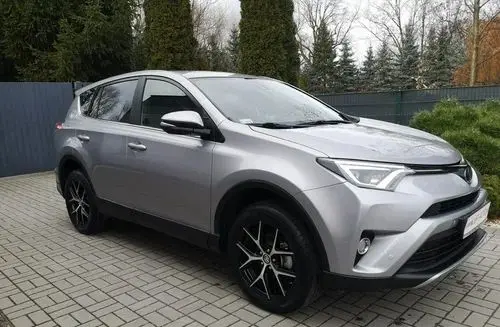 TOYOTA Rav 4 
