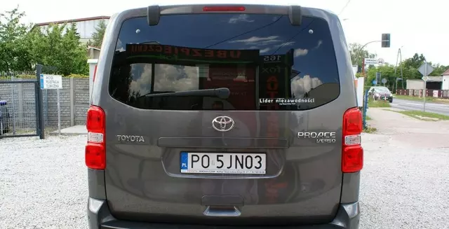 TOYOTA Proace 