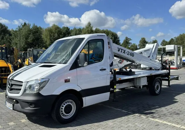 MERCEDES-BENZ Sprinter Zwyżka Podnośnik Koszowy VERSALIFT VTX-240 UDT 