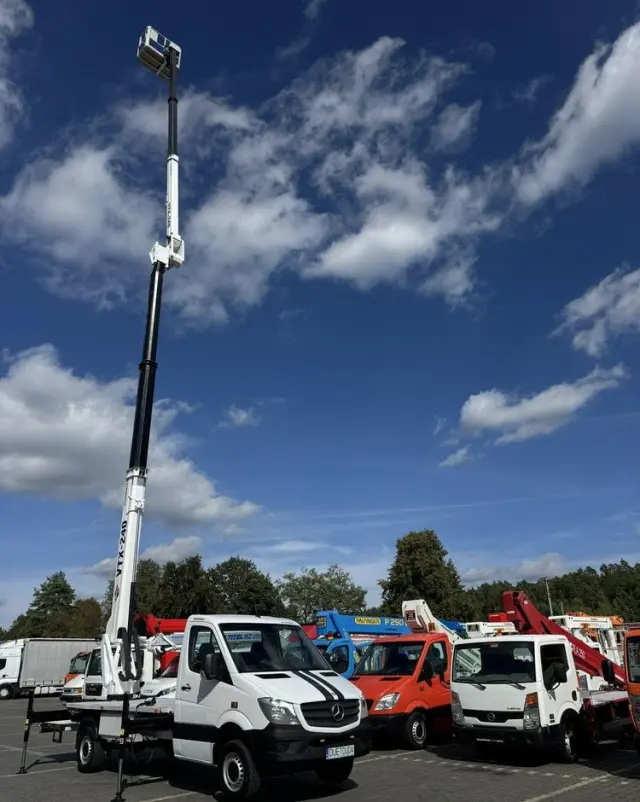 MERCEDES-BENZ Sprinter Zwyżka Podnośnik Koszowy VERSALIFT VTX-240 UDT 