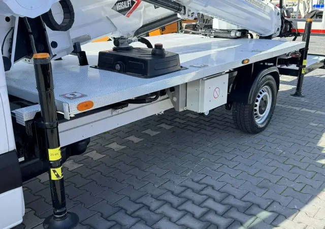 MERCEDES-BENZ Sprinter Zwyżka Podnośnik Koszowy VERSALIFT VTX-240 UDT 