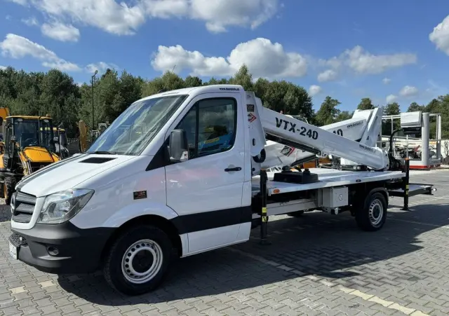 MERCEDES-BENZ Sprinter Zwyżka Podnośnik Koszowy VERSALIFT VTX-240 UDT 