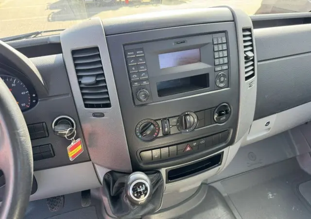 MERCEDES-BENZ Sprinter Zwyżka Podnośnik Koszowy VERSALIFT VTX-240 UDT 