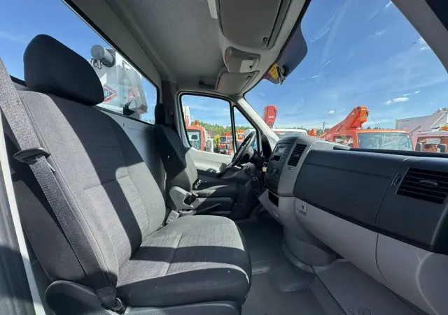 MERCEDES-BENZ Sprinter Zwyżka Podnośnik Koszowy VERSALIFT VTX-240 UDT 