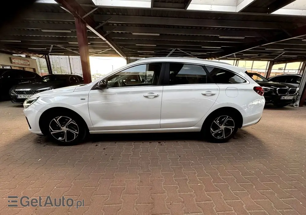 HYUNDAI I30 1.5 T-GDI 48V Smart