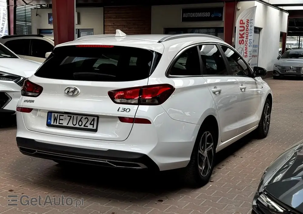 HYUNDAI I30 1.5 T-GDI 48V Smart