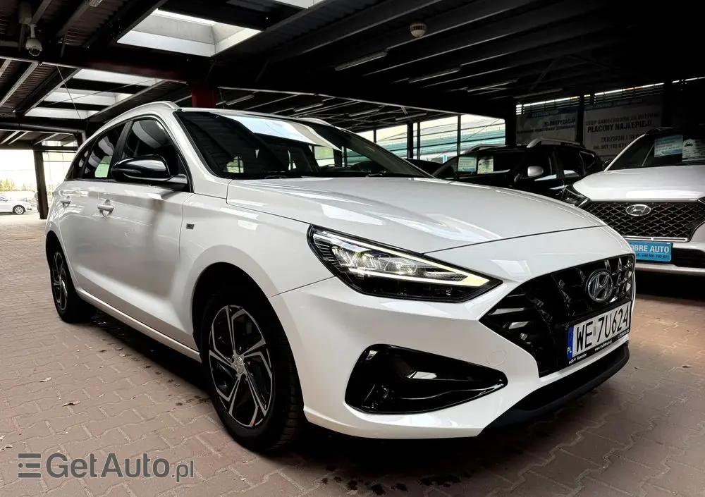 HYUNDAI I30 1.5 T-GDI 48V Smart