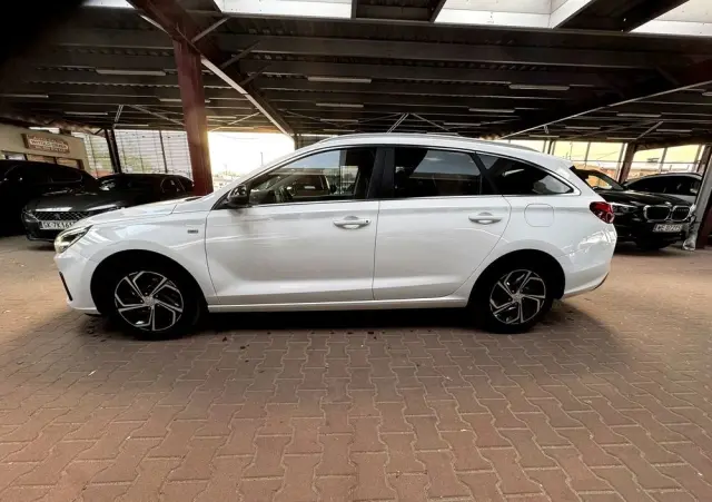 HYUNDAI I30 1.5 T-GDI 48V Smart