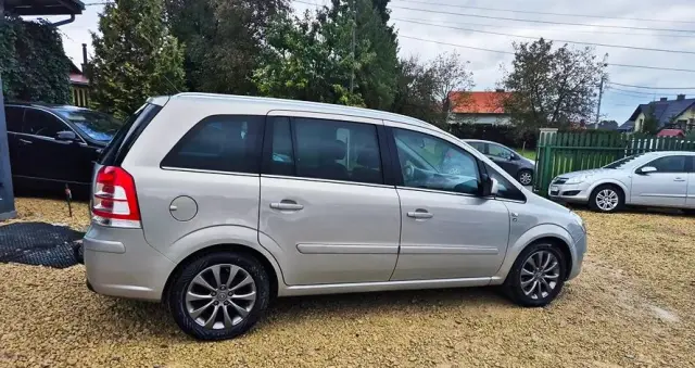 OPEL Zafira 1.8 Cosmo EasyTronic EU5