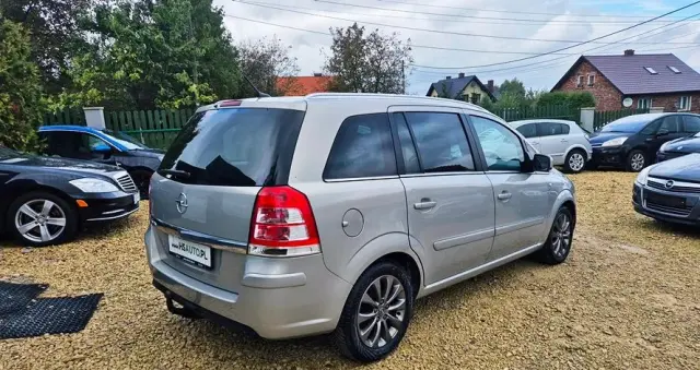 OPEL Zafira 1.8 Cosmo EasyTronic EU5