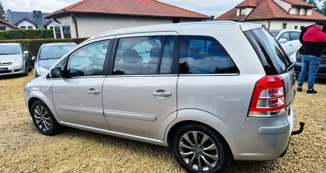OPEL Zafira 1.8 Cosmo EasyTronic EU5