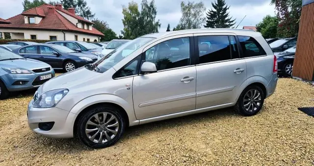 OPEL Zafira 1.8 Cosmo EasyTronic EU5