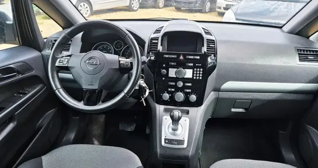 OPEL Zafira 1.8 Cosmo EasyTronic EU5