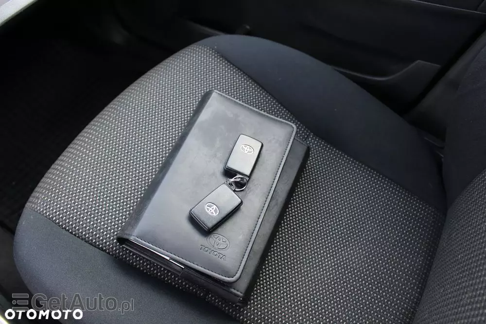 TOYOTA Auris 2.0 D-4D Premium