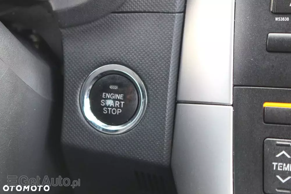 TOYOTA Auris 2.0 D-4D Premium