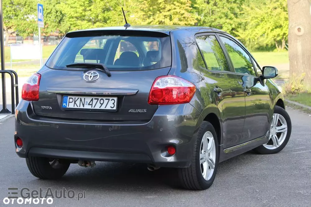 TOYOTA Auris 2.0 D-4D Premium