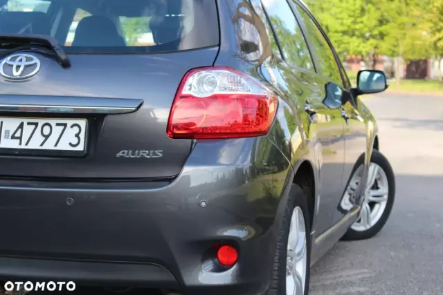 TOYOTA Auris 2.0 D-4D Premium