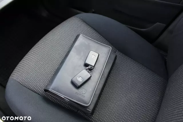 TOYOTA Auris 2.0 D-4D Premium