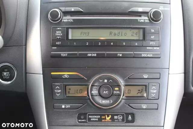 TOYOTA Auris 2.0 D-4D Premium