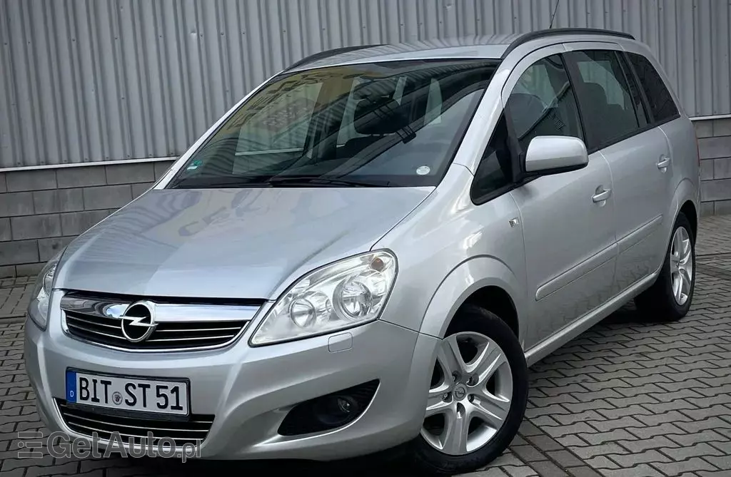 OPEL Zafira 