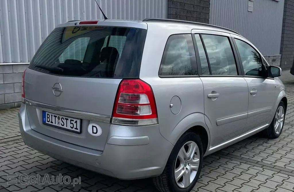 OPEL Zafira 