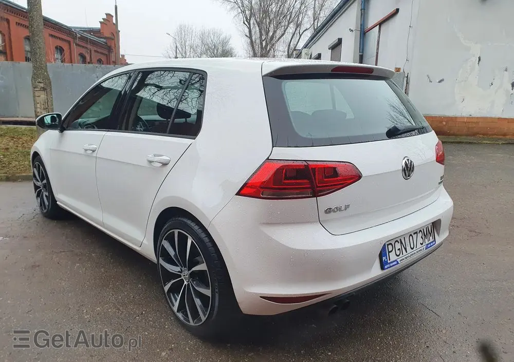 VOLKSWAGEN Golf 1.4 TSI BlueMotion Technology DSG Comfortline