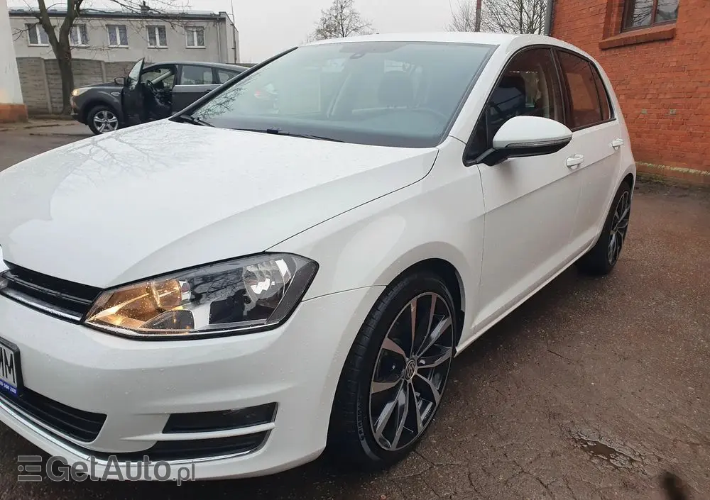 VOLKSWAGEN Golf 1.4 TSI BlueMotion Technology DSG Comfortline