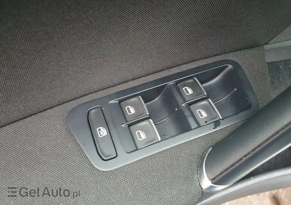 VOLKSWAGEN Golf 1.4 TSI BlueMotion Technology DSG Comfortline