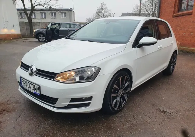 VOLKSWAGEN Golf 1.4 TSI BlueMotion Technology DSG Comfortline
