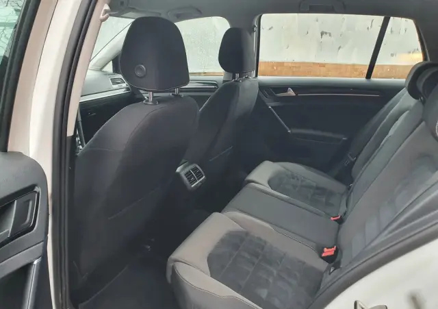 VOLKSWAGEN Golf 1.4 TSI BlueMotion Technology DSG Comfortline