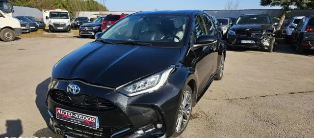 TOYOTA Yaris Hybrid 1.5 VVT-i Elegant