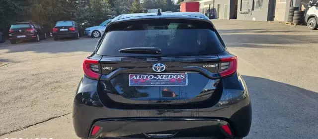 TOYOTA Yaris Hybrid 1.5 VVT-i Elegant