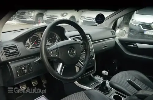 MERCEDES-BENZ Klasa B 