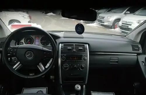 MERCEDES-BENZ Klasa B 