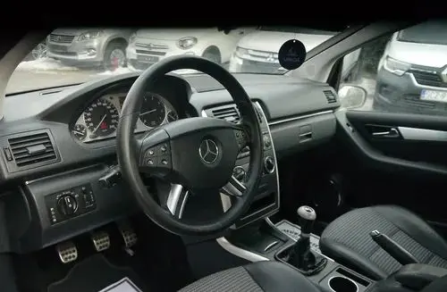 MERCEDES-BENZ Klasa B 