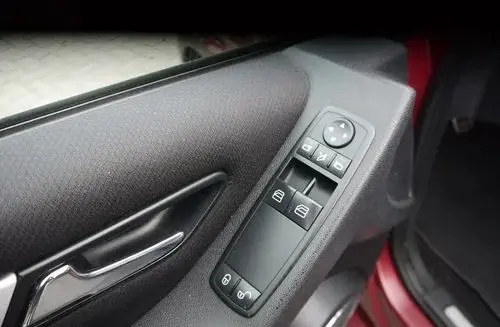 MERCEDES-BENZ Klasa B 