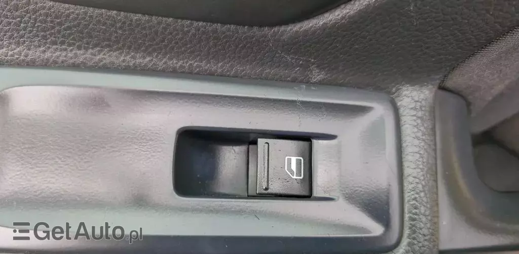 VOLKSWAGEN Golf 1.4 (80 KM)