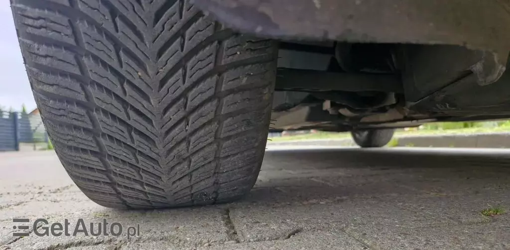 VOLKSWAGEN Golf 1.4 (80 KM)