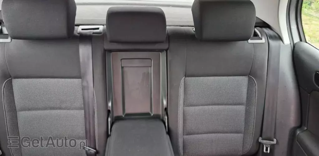 VOLKSWAGEN Golf 1.4 (80 KM)