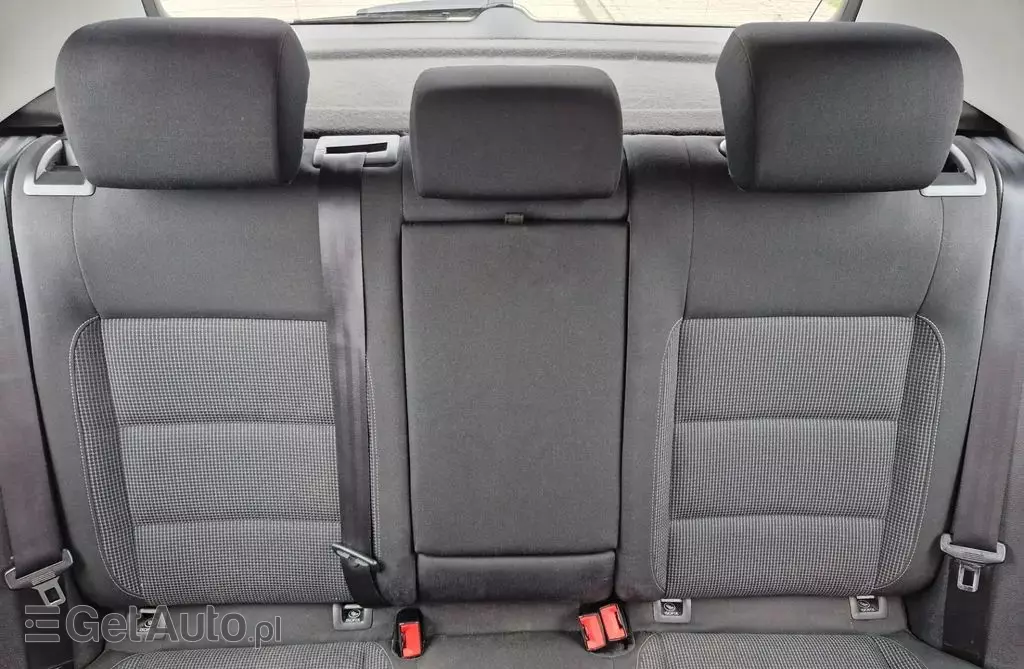 VOLKSWAGEN Golf 1.4 (80 KM)