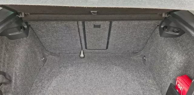 VOLKSWAGEN Golf 1.4 (80 KM)