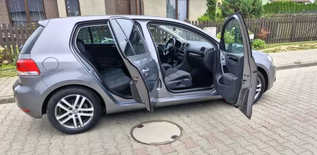 VOLKSWAGEN Golf 1.4 (80 KM)