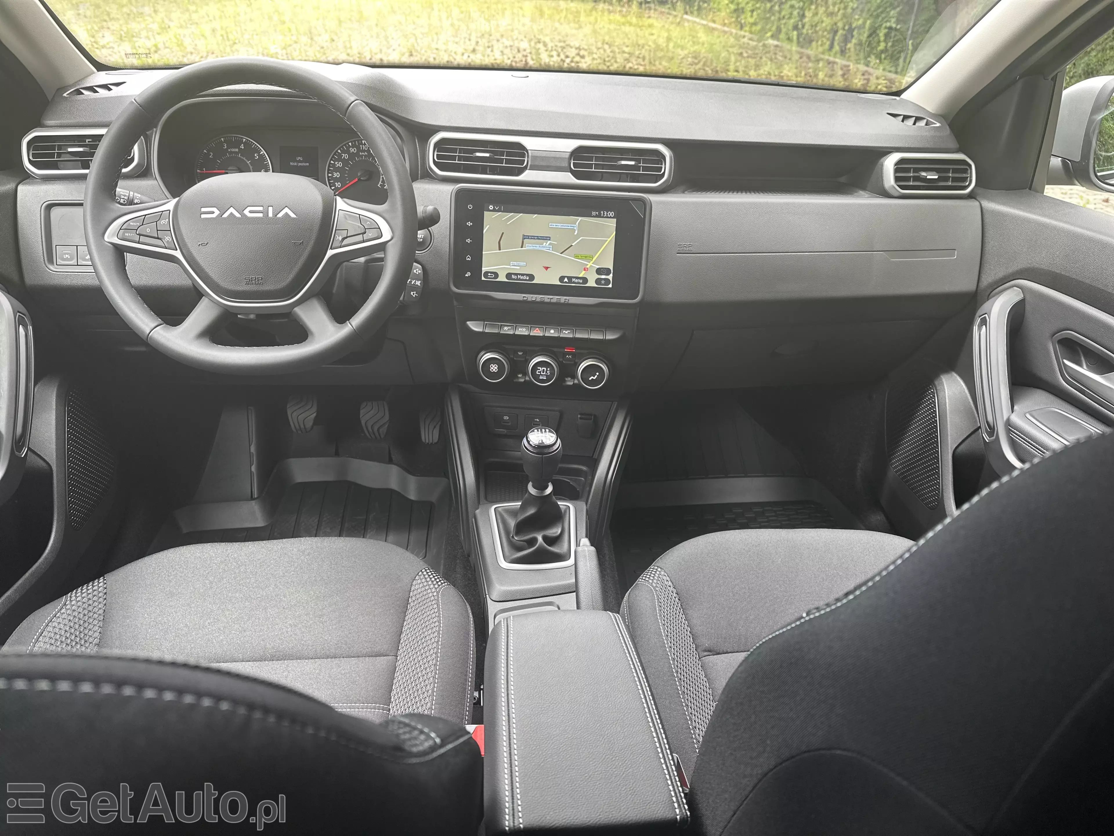 DACIA Duster Journey