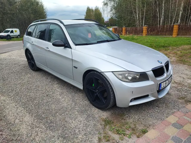 BMW Seria 3 318