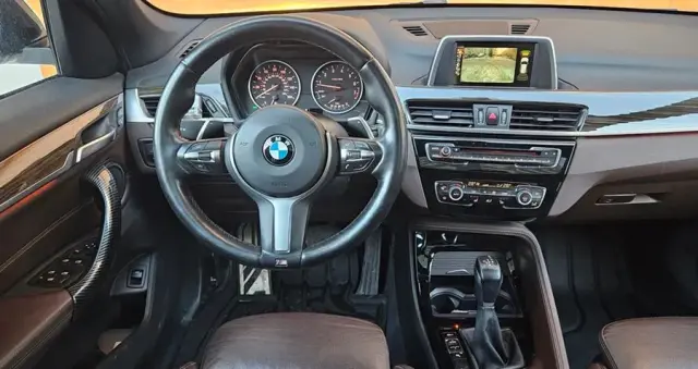 BMW X1 XDrive28i Sport Line